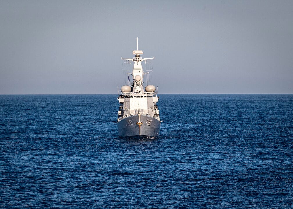 Golfo de Cádiz: No sudoeste da Espanha e sul de Portugal, conecta o Atlântico ao Mediterrâneo, sendo importante para a navegação histórica e atual.
 Reprodução: Flipar