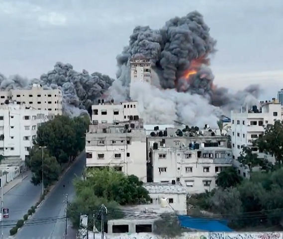 A guerra entre o grupo terrorista Hamas contra Israel colocou alguns grupos extremistas armados em evidência no noticiário.