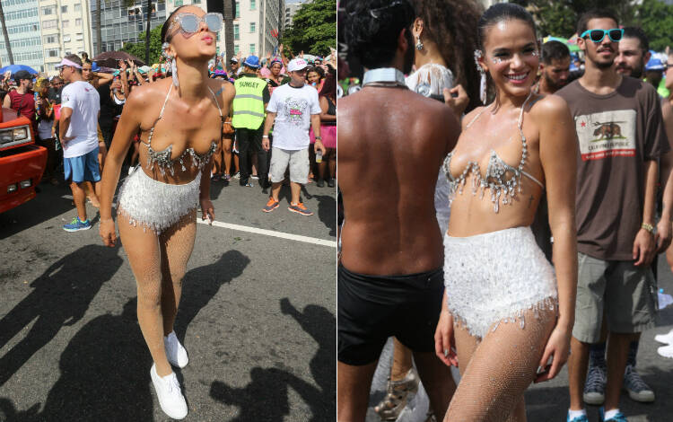 Bruna Marquezine ousa em fantasia no Bloco da Favorita, que desfilou na manhã deste sábado (10) em Copacabana, no Rio de Janeiro. Foto: RT Fotografia/Brazil News/CS Eventos