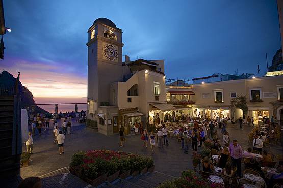Região da Piazzetta, praça central de Capri. Foto: Capri/Divulgação