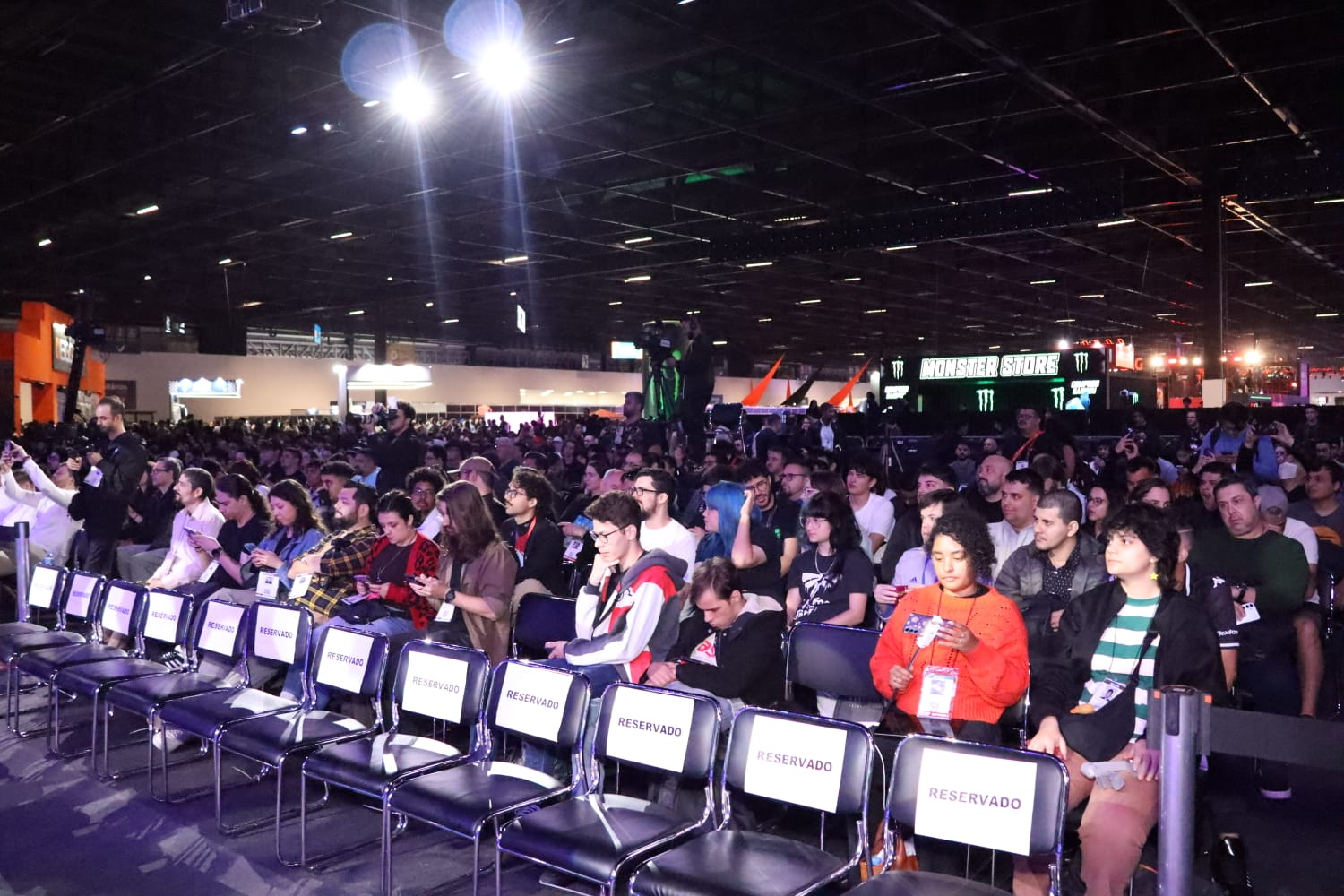 Público na BGS 2025. Foto: Portal IG