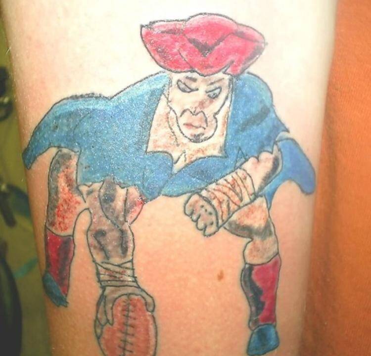 As imagens foram compartilhadas no Twitter @tattooruim. Foto: Reprodução/Twitter