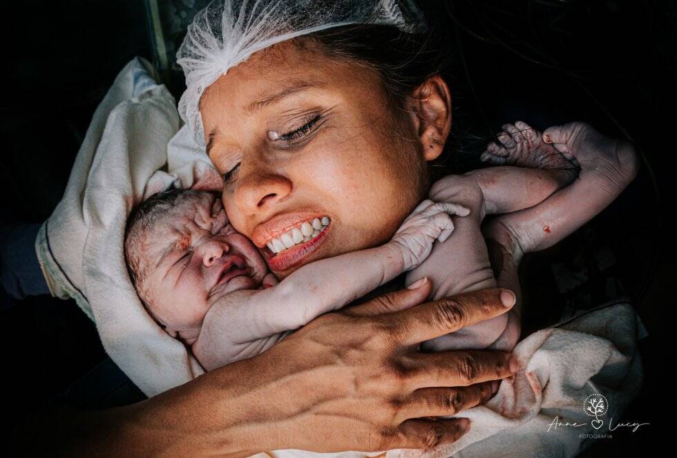 'O maior amor do mundo' (Brasil), por Anne Lucy Silva Barbosa. Foto: Reprodução/Associação Internacional de Fotógrafos Profissionais de Nascimentos