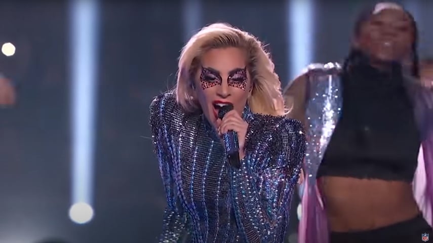 Três anos depois, já entre os maiores nomes do pop mundial, Lady Gaga voltou ao Lollapalooza nos Estados Unidos como atração principal do festival. 
 Reprodução: Flipar