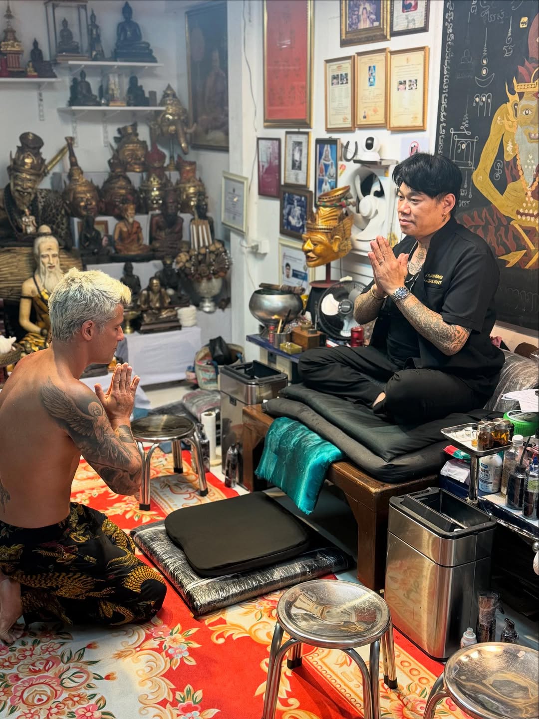 Mestre espiritual cuidou do desenho. Foto: Reprodução Instagram @brunogagliasso