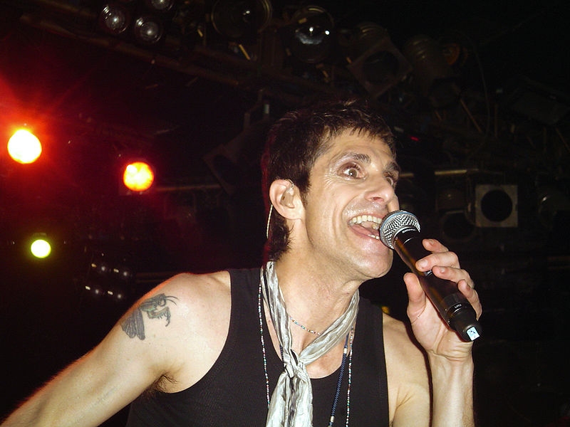 O Lollapalooza foi criado em 1991, nos Estados Unidos, por Perry Farrell, vocalista da banda Jane’s Addiction. 
 Reprodução: Flipar