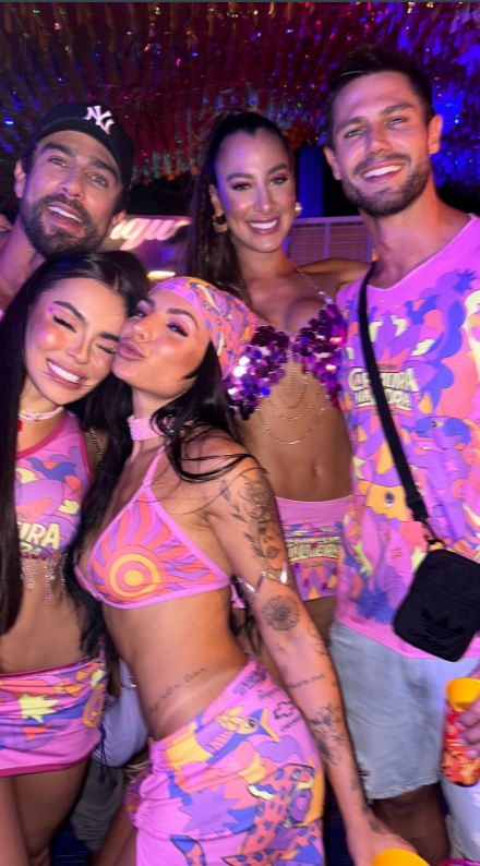 Layssa Souza com Jonas Sulzbach (à direita) e outros influenciadores Reprodução/Instagram - 06.03.2024