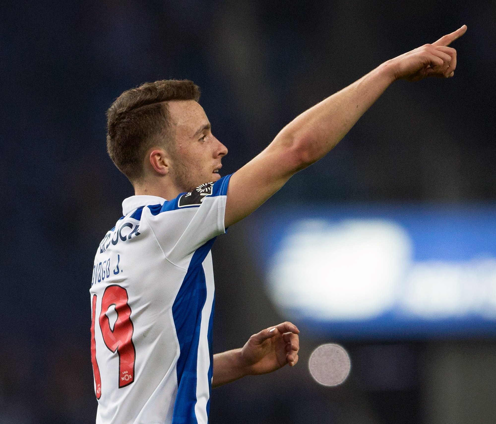 De volta a Portugal, ele fez 38 jogos e marcou 9 gols pelos Dragões. Foto: Reprodução