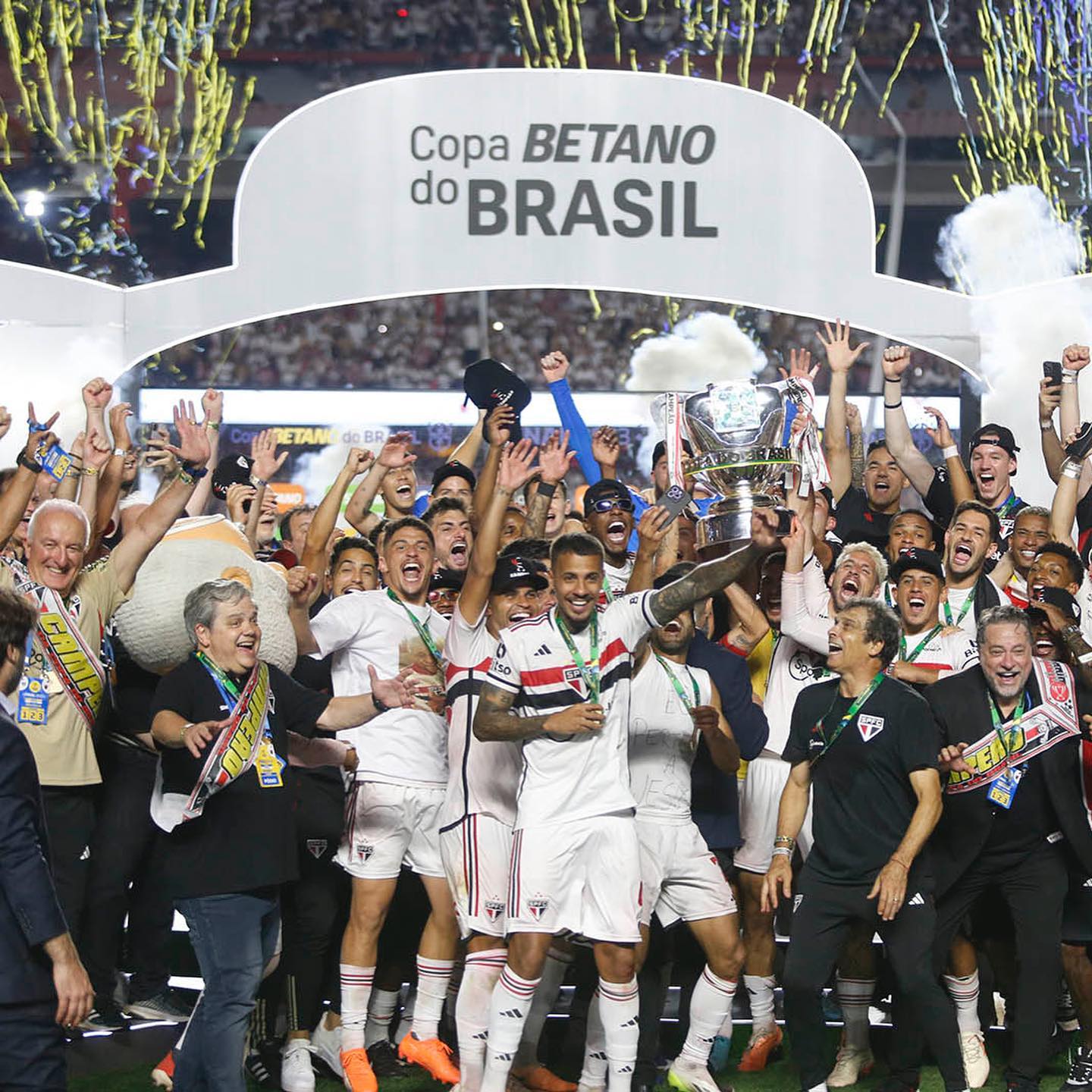 São Paulo campeão Copa do Brasil - 2023 Rubens Chiri e Paulo Pinto / São Paulo