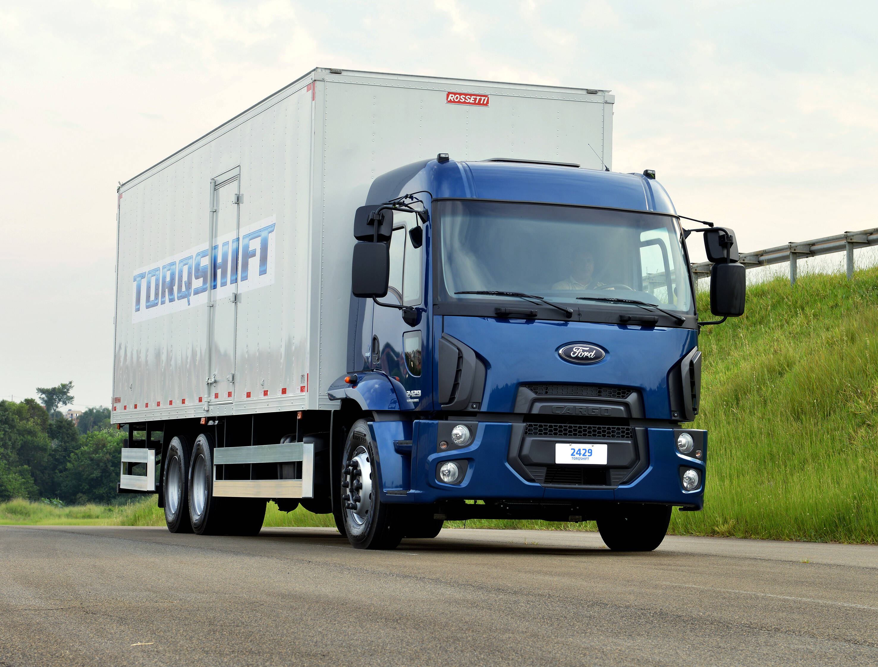 Ford Cargo TorqShift. Foto: Divulgação