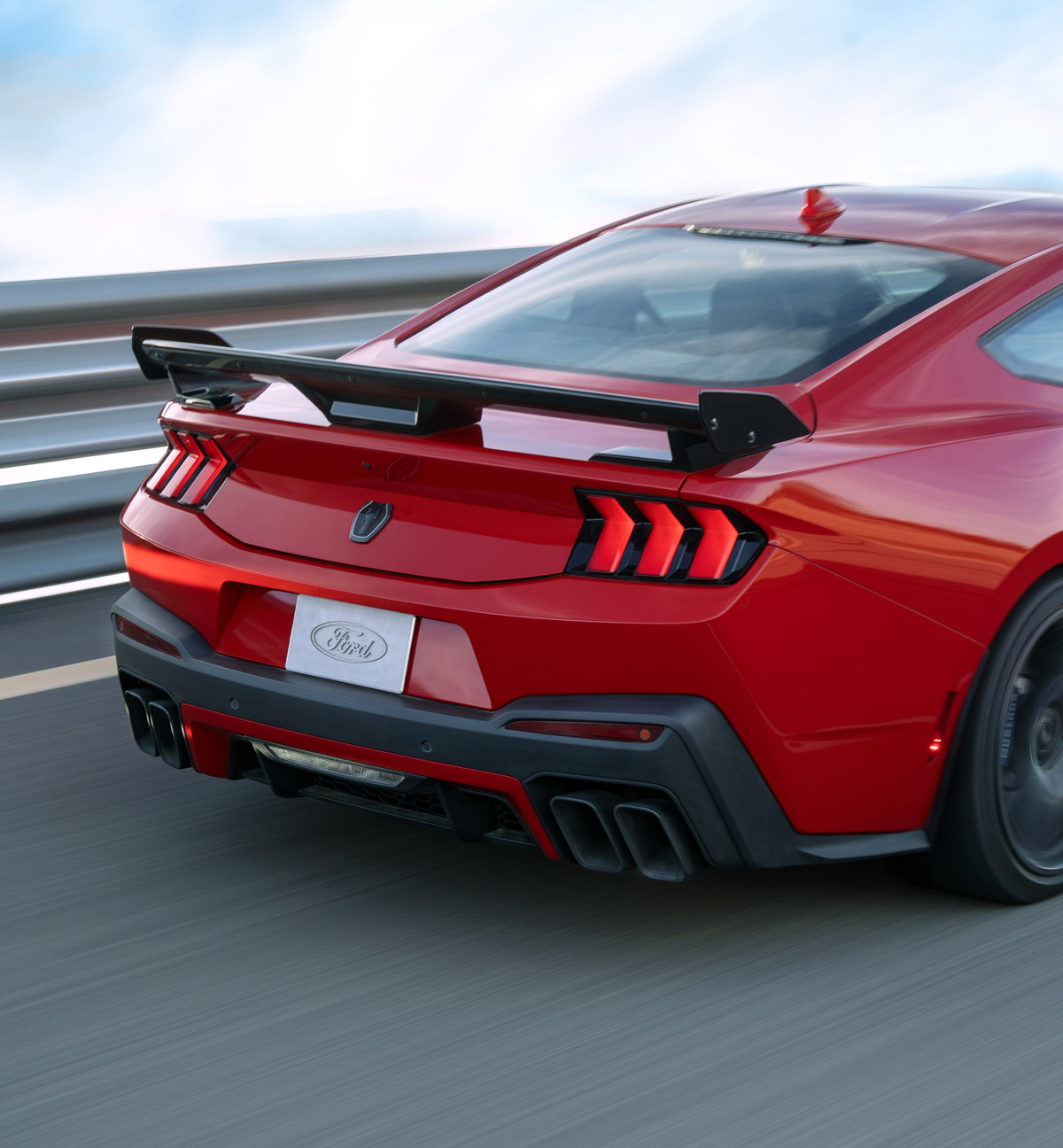Traseira do Ford Mustang Dark Horse SC. Foto: Ford/Divulgação