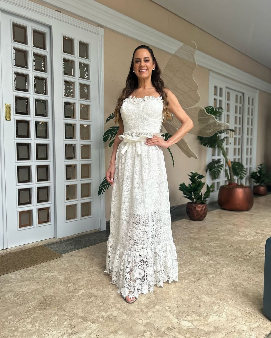 Silvia Abravanel e Gustavo Moura oficializam casamento civil em cerimônia íntima. Foto: Instagram