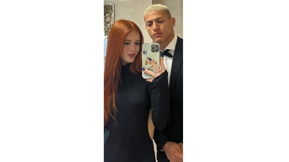 Amanda Araújo fala sobre look bafônico. Foto: Reprodução/Instagram/@amandinha.ad