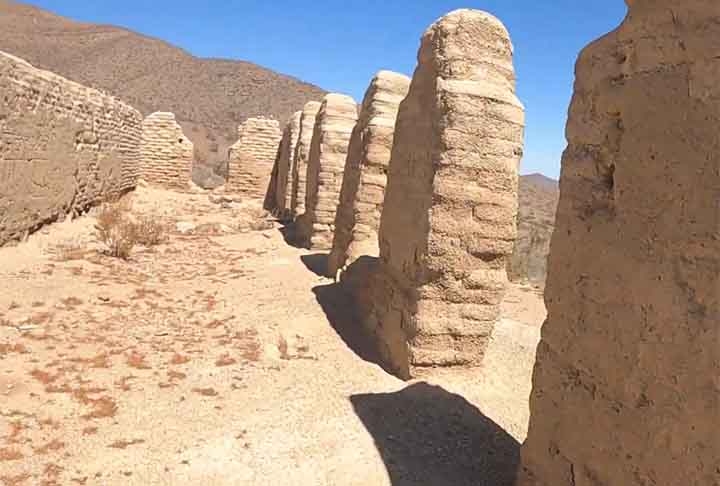 Na região chilena do Atacama o deserto mais árido do mundo é alvo do recolhimento das gotas de sua camanchaca, a névoa costeira que cobre durante a madrugada estes céus límpidos. Reprodução: Flipar