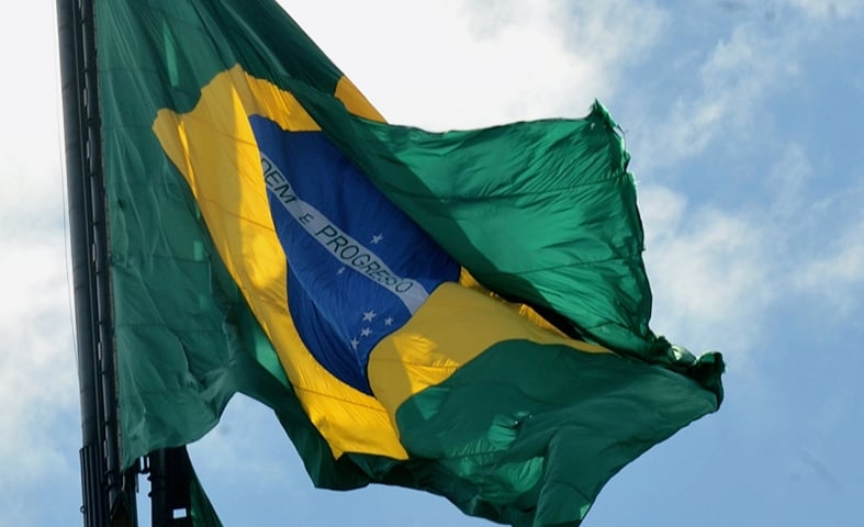O órgão também informou que está à disposição da família por intermédio do consulado brasileiro.