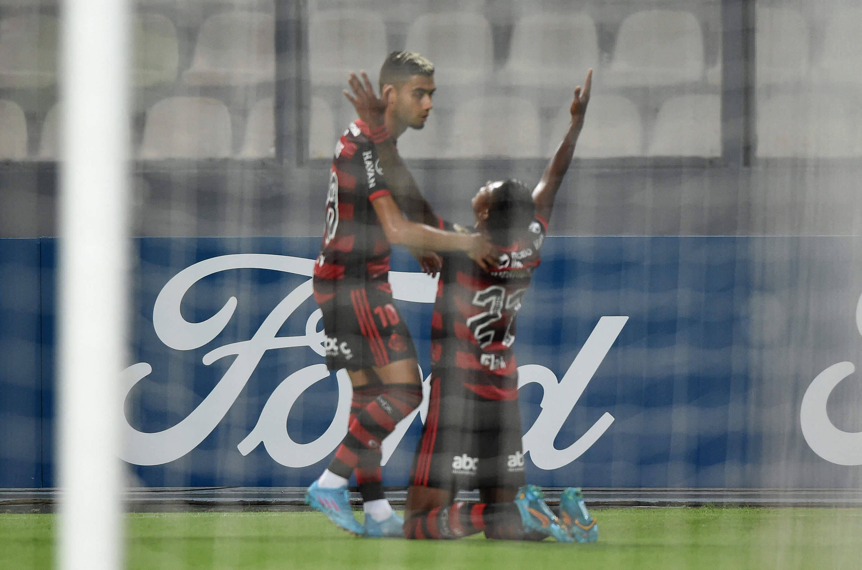 Sporting Cristal x Flamengo. Foto: Reprodução / Twitter Conmebol - 05.04.2022