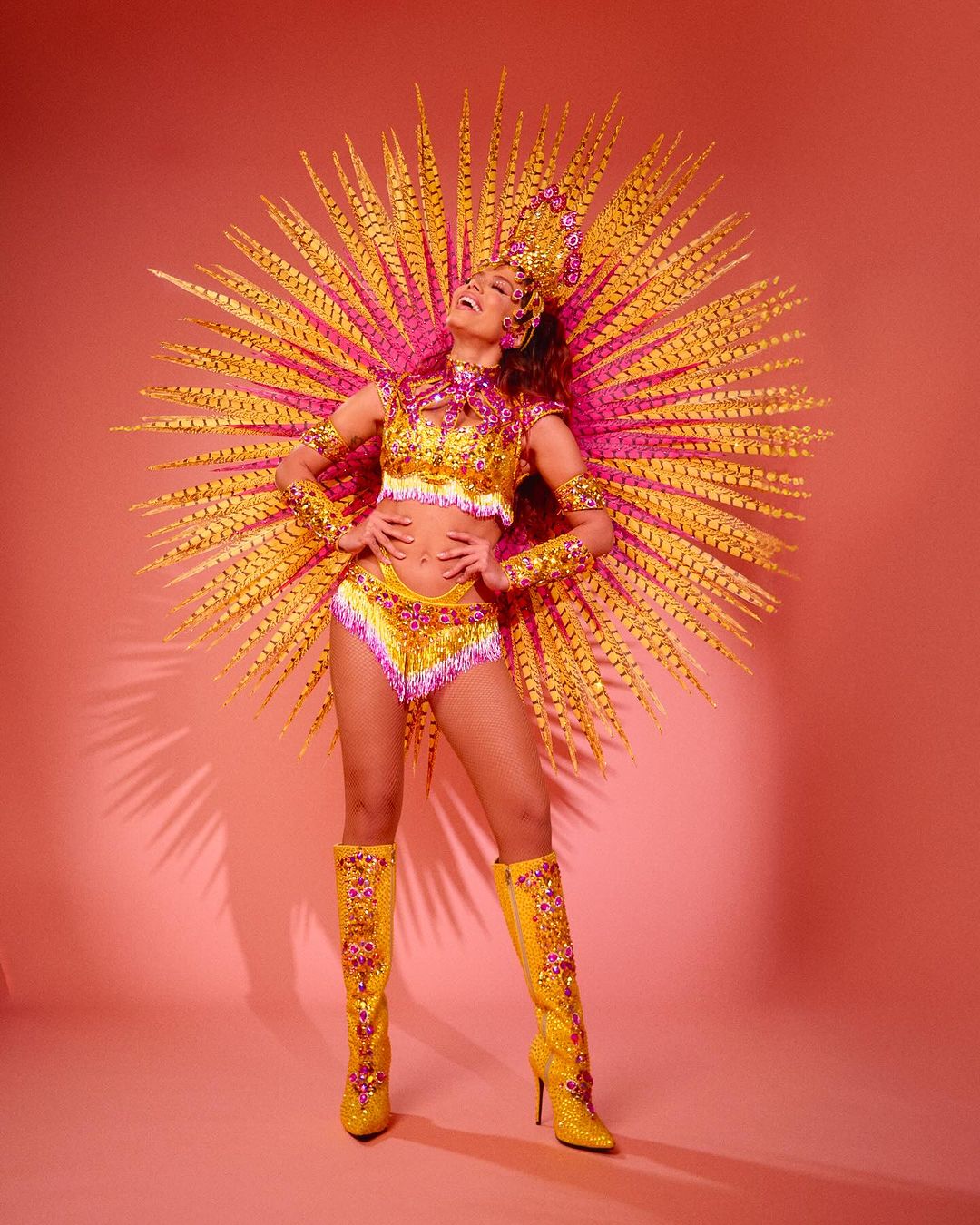 Anitta em preparação para o Carnaval de 2024