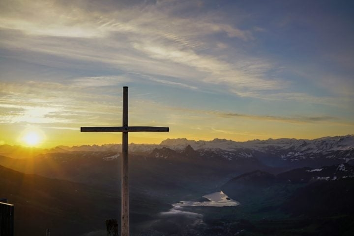 O cristianismo surgiu e se espalhou pelo Império Romano, influenciando profundamente a sociedade. Reprodução: Flipar