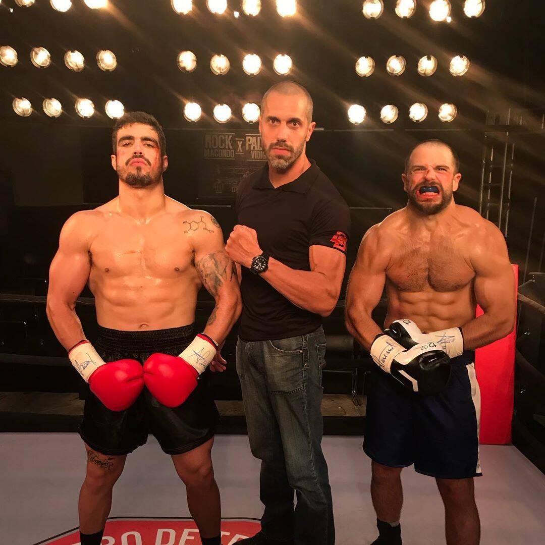 Atores de "A Dona do Pedaço" sem camisa. Foto: Reprodução/Instagram