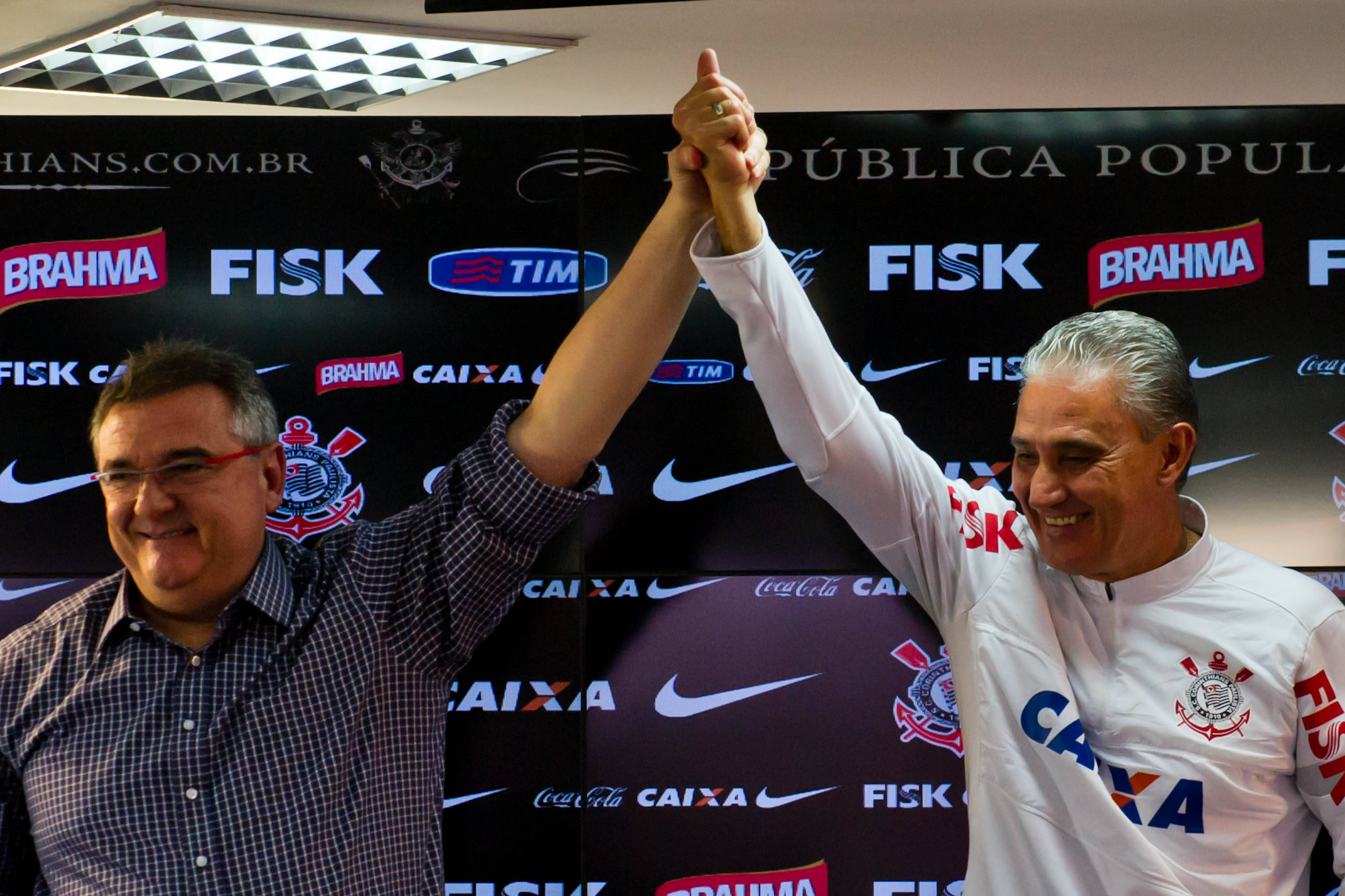 Mário Gobbi anunciou a saída de Tite do Corinthians depois do Brasileirão. Foto: Djalma Vassão/Gazeta Press