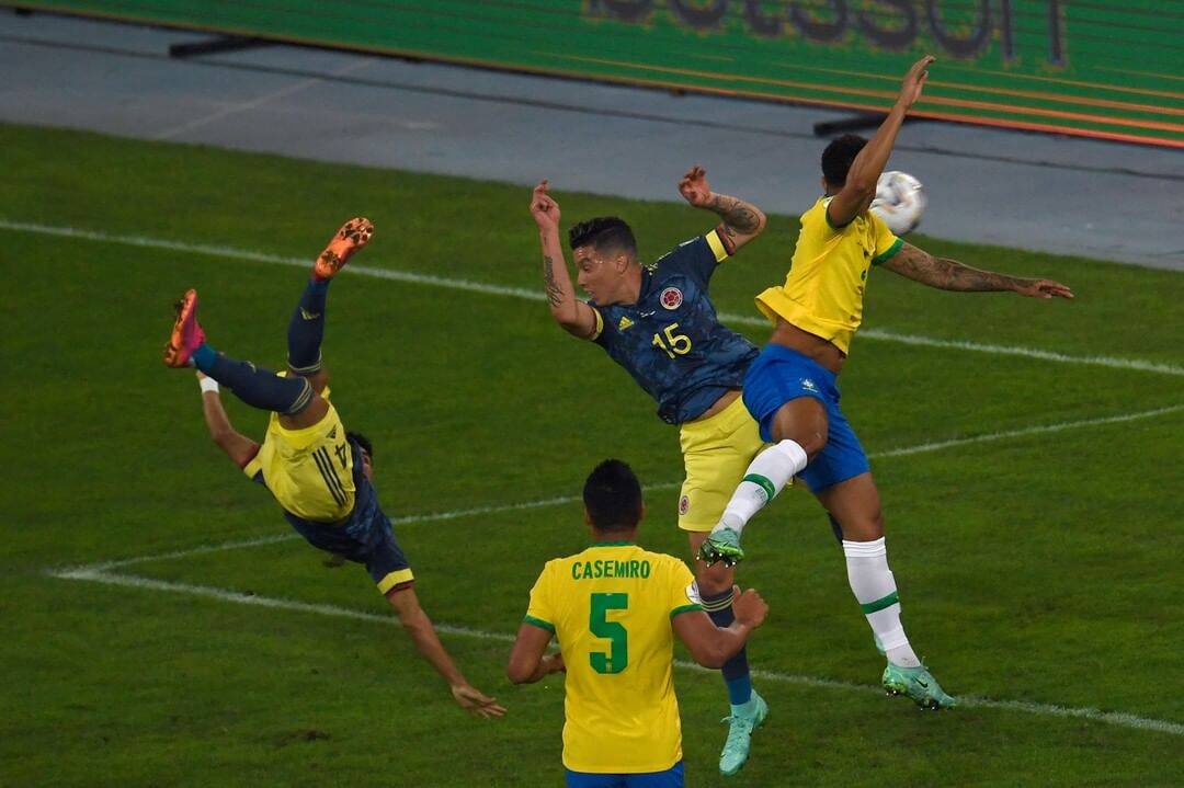 No sufoco, Brasil vence Colômbia e é campeão da Copa América