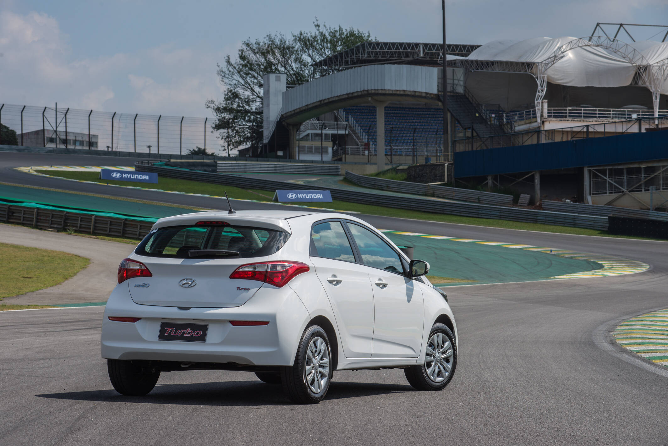 Hyundai HB20 Turbo. Foto: Divulgação/Hyundai Motor Brasil