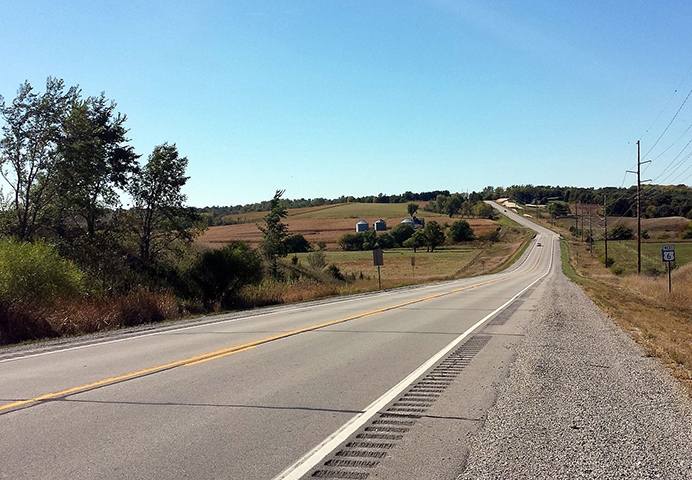 US Route 6 (EUA) - 4.860 km - Também faz ligação entre o Oeste e o Leste dos Estados Unidos.  Começa na US 395, em Bishop, e vai até a Route 6A, em Provincetown, Massachussets. Reprodução: Flipar