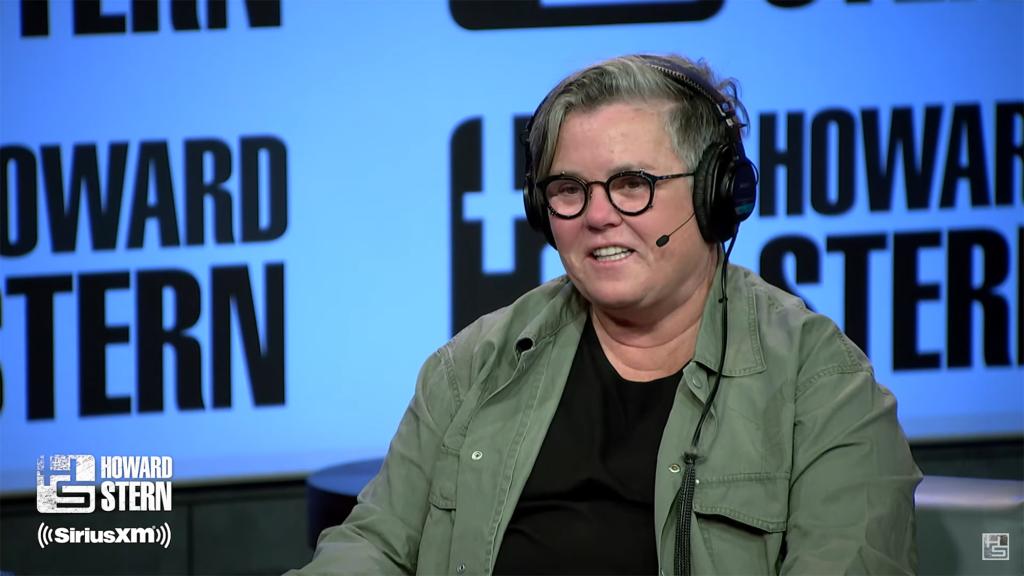 Rosie O’Donnell no 'The Howard Stern Show'. Foto: Reprodução/YouTube - 14.09.2022