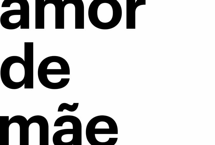 ‘Amor de Mãe’ foi gravada em duas partes, 2019 e 2021, devido à pandemia. Na narrativa, Lurdes, papel de Regina Casé, é uma lavadeira batalhadora que vive o dilema da busca do seu filho Domênico, interpretado por Chay Suede. Reprodução: Flipar