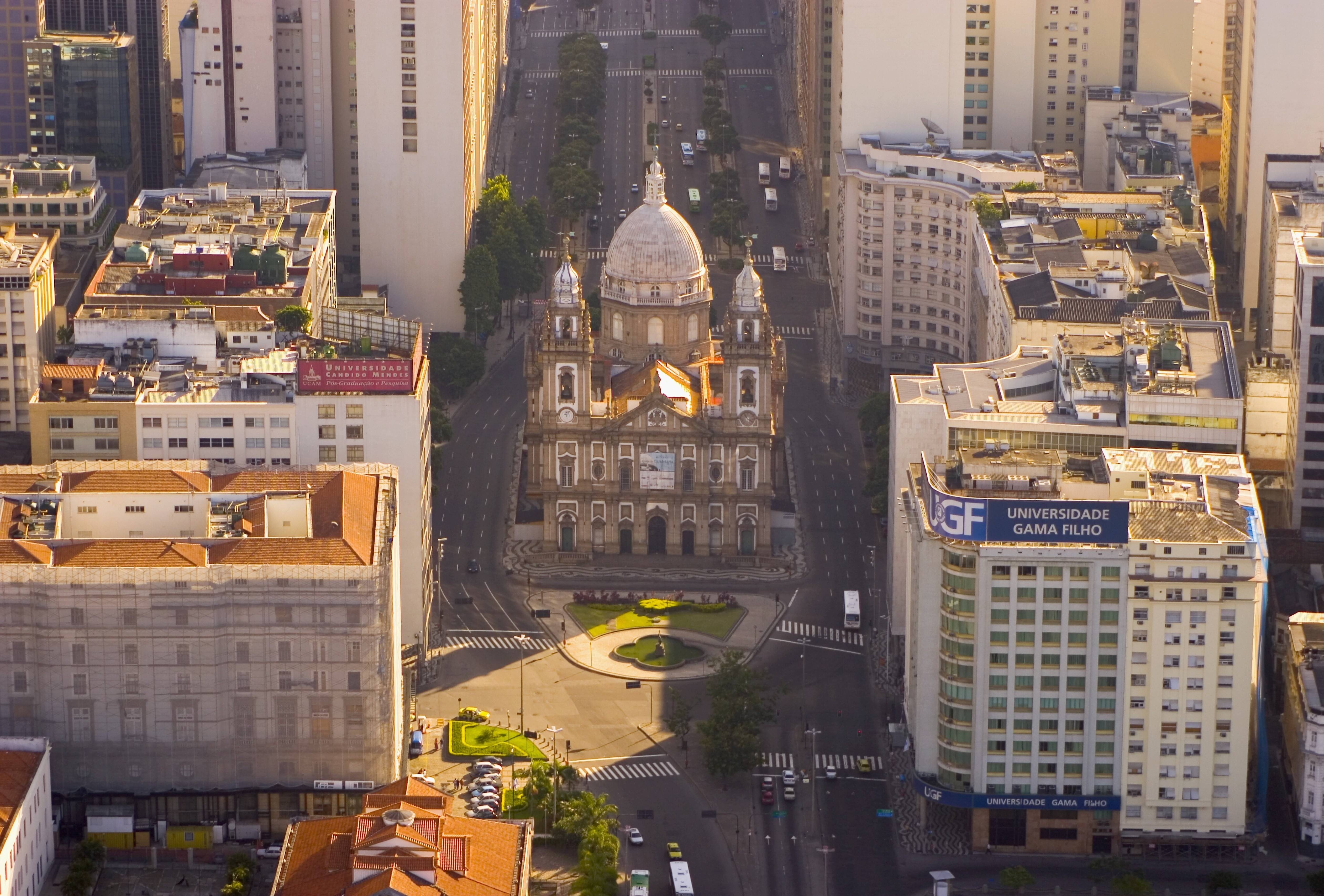 Igreja da Candelária, um dos marcos do centro do Rio. Foto: Getty Images