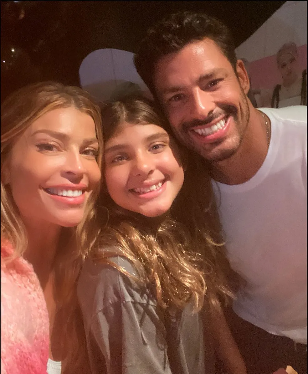 Grazi, Sofia e Cauã.. Foto: Reprodução/Instagram