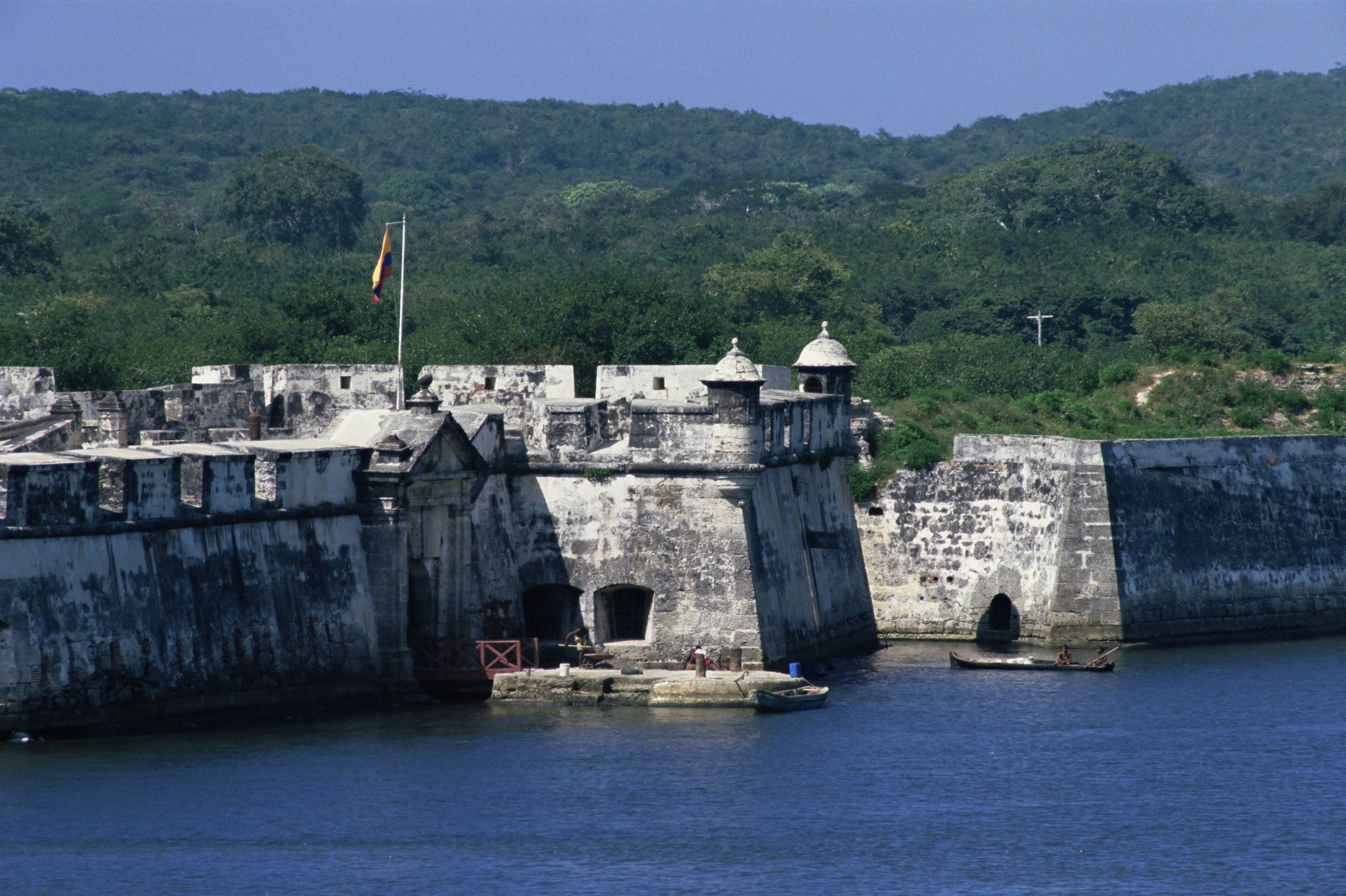Forte de San Fernando oferece uma bela vista do mar. Foto: Getty Images