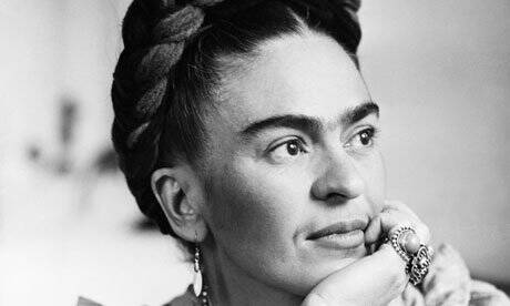 Frida Kahlo em preto e branco. Foto: Reprodução
