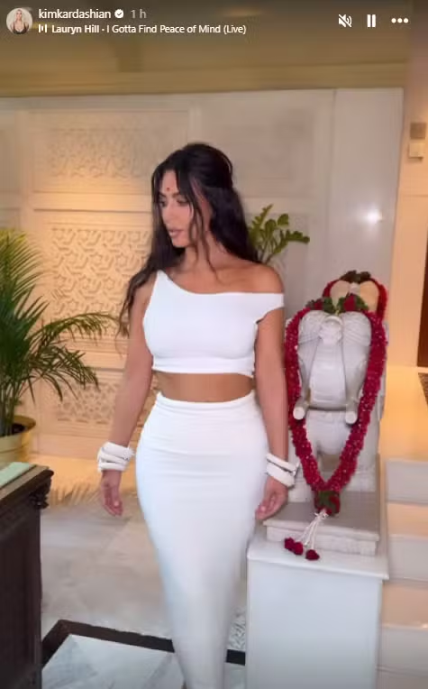 Kim Kardashian está na Índia para o casamento do herdeiro bilionário Reprodução/Instagram