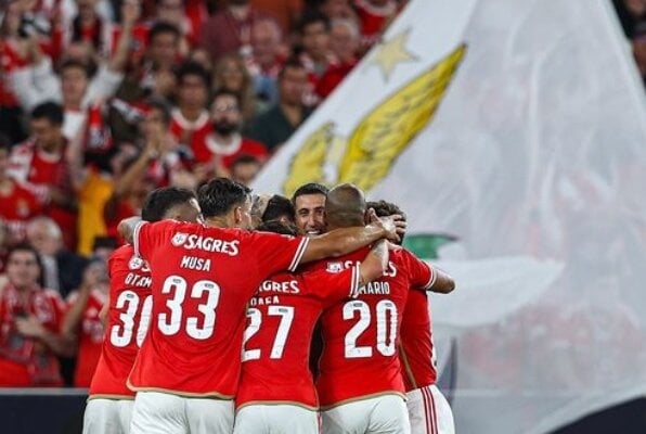 12º Benfica (Portugal): 59.594 torcedores. Foto: Divulgação/Benfica Reprodução: Jogada10