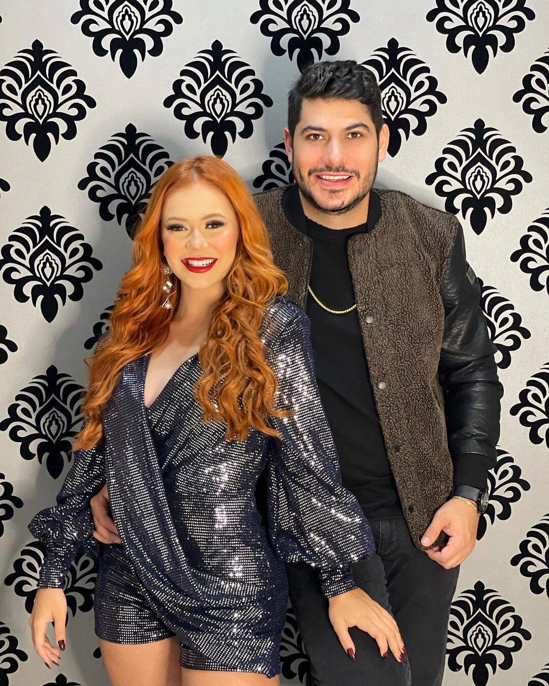 Mirela Janis e Yugnir Ângelo. Foto: Instagram