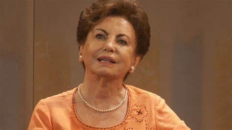 Beatriz teve mais de 70 anos de carreira dedicada aos palcos e à TV. Ela estreou na Globo em 1978, na novela “Dancin’ Days” e seu último trabalho na emissora foi em 2015, na série “Os experientes”, que abordava a vida na terceira idade.