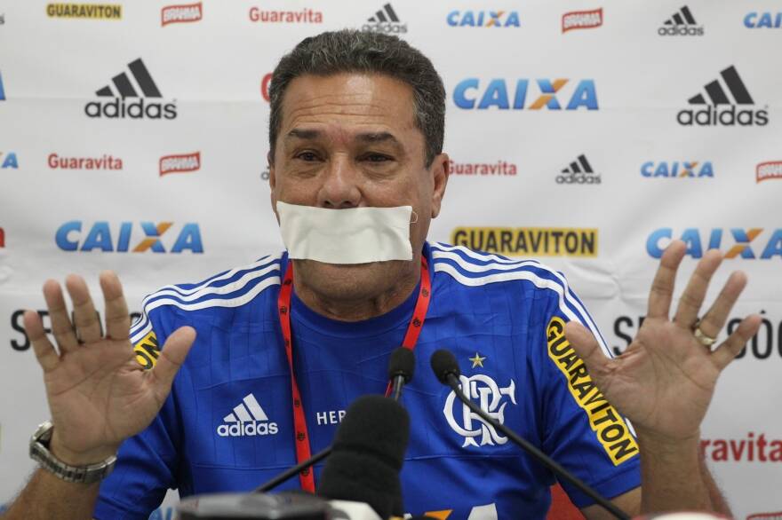Luxemburgo amordaçado. Foto: Alexandre Vidal/Fla Imagem