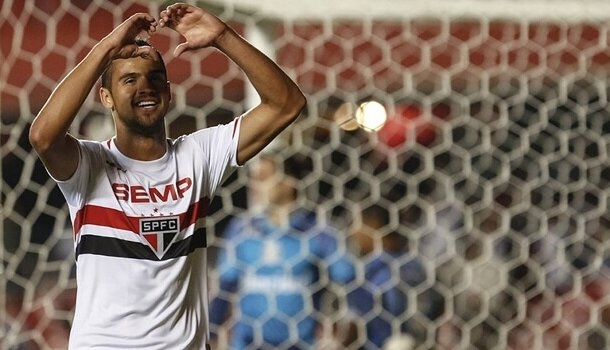7ª rodada do Campeonato Brasileiro de 2014: São Paulo 1 x 0 Grêmio, no Morumbi - Gol: Lucão (SAO). - Foto: Divulgação/São Paulo 