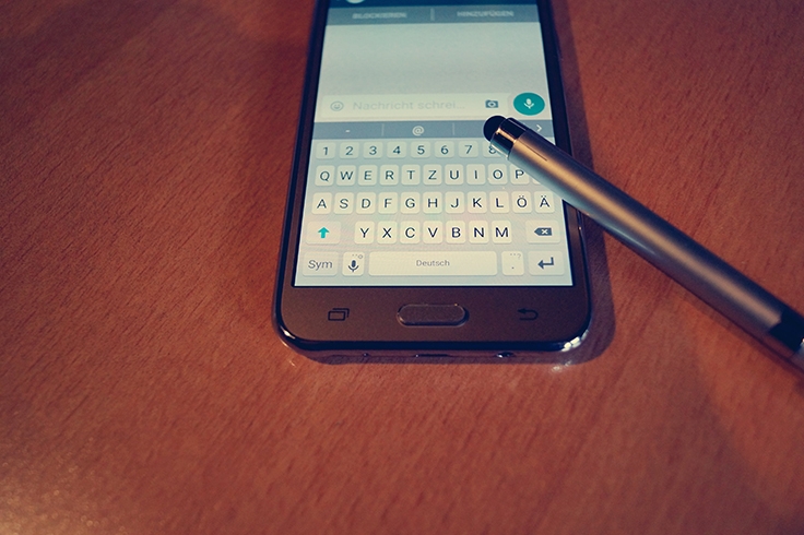De Bell a Edison, passando pelos telefones fixos e os celulares, até a revolução dos smartphones, o telefone continua a evoluir, e certamente ainda temos muito o que ver pela frente. Reprodução: Flipar