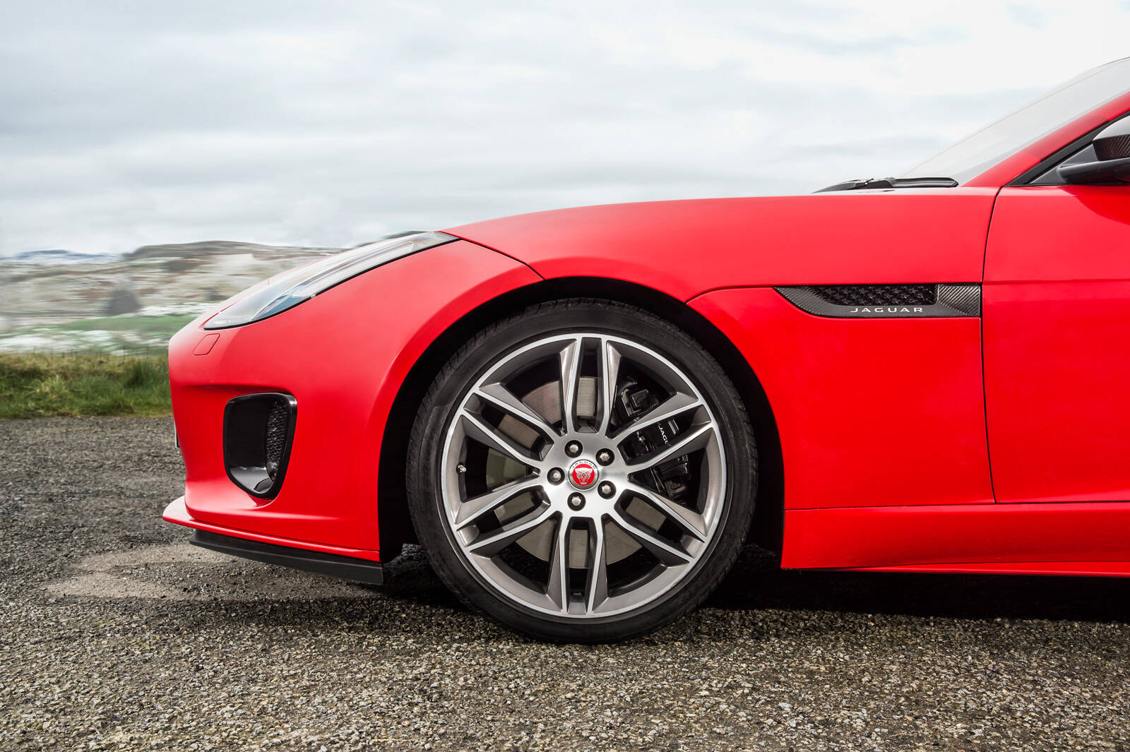 Jaguar F-Type 2.0 . Foto: Divulgação