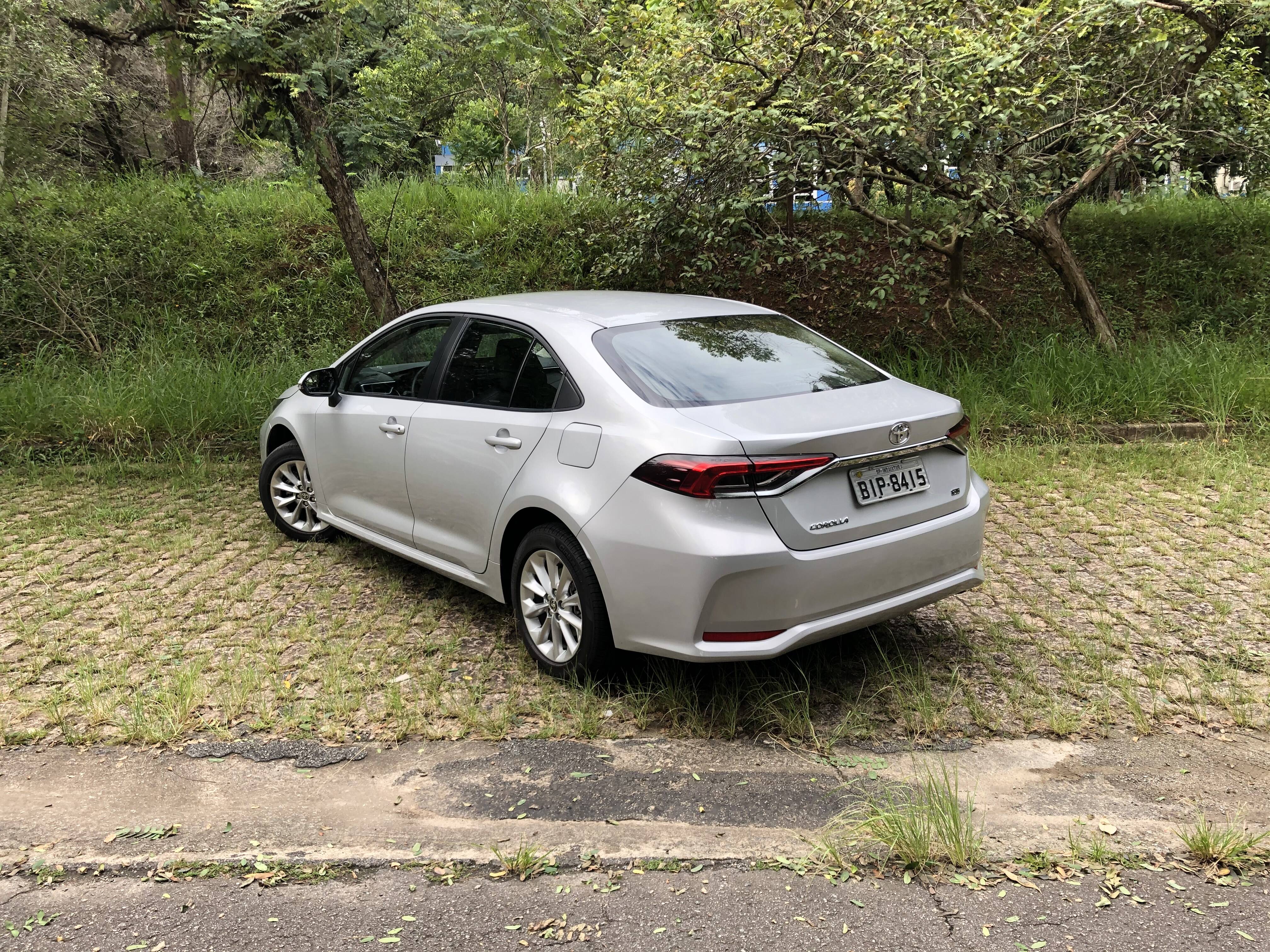 Toyota Corolla GLi. Foto: Cauê Lira/iG Carros