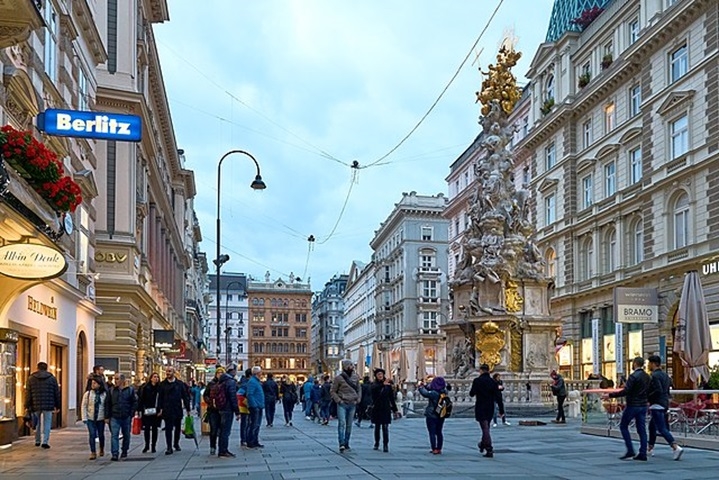 Viena é a capital da Áustria e um dos nove estados austríacos. Em 2019, a cidade recebeu 45 milhões de turistas no ano. Reprodução: Flipar