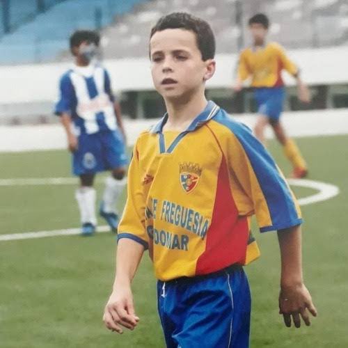 Diogo Jota deu seus primeiros passos no futebol pelo Gondomar, de 2005 a 2013. Foto: Reprodução