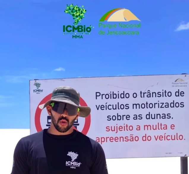 O ICMBio também alerta sobre o impacto negativo do trânsito de veículos motorizados nas dunas, que agrava a erosão e danifica a paisagem. Reprodução: Flipar