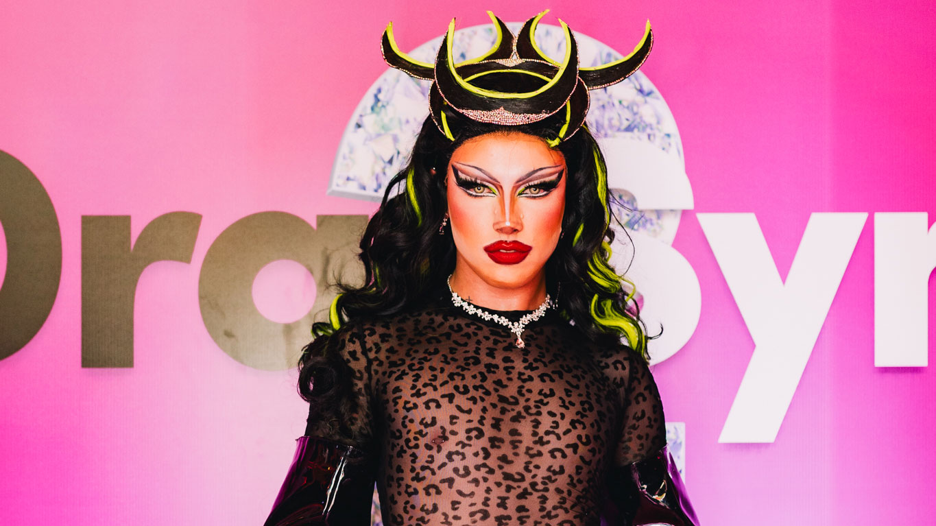 A drag queen Isis se apresentou no DragSync. Foto: Pridia