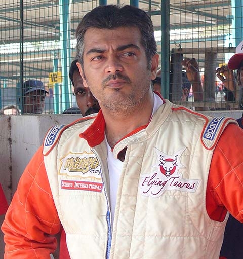 Ajith Kumar - O ator indiano, pouco conhecido no Brasil, se aventurou na F-BMW na Ásia, e chegou a correr a F3 Inglesa. 
