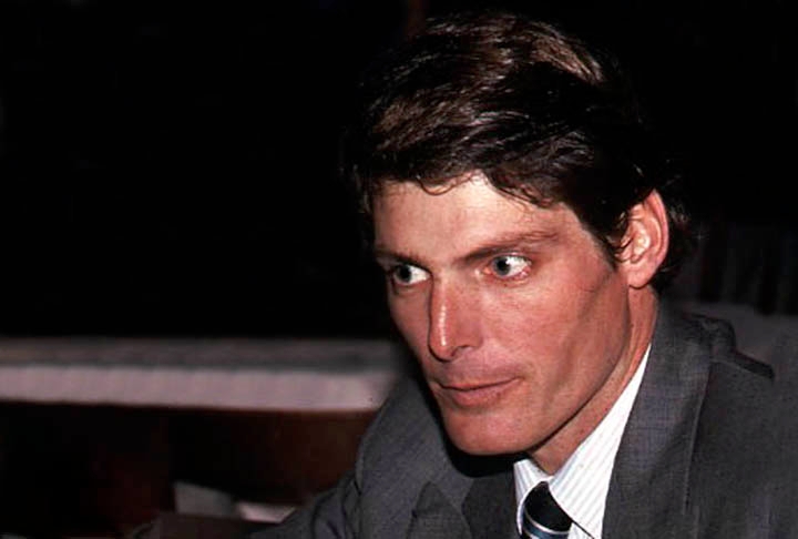 Nos cinemas, o trailer de “Super/Man: A História de Christopher Reeve” tem chamado atenção e já cria curiosidade sobre o drama vivido pelo astro . O documentário da Warner mostra is bastidores da vida do ator, que ganhou projeção ao interpretar um dos heróis mais queridos dos quadrinhos, o Superman. Reprodução: Flipar