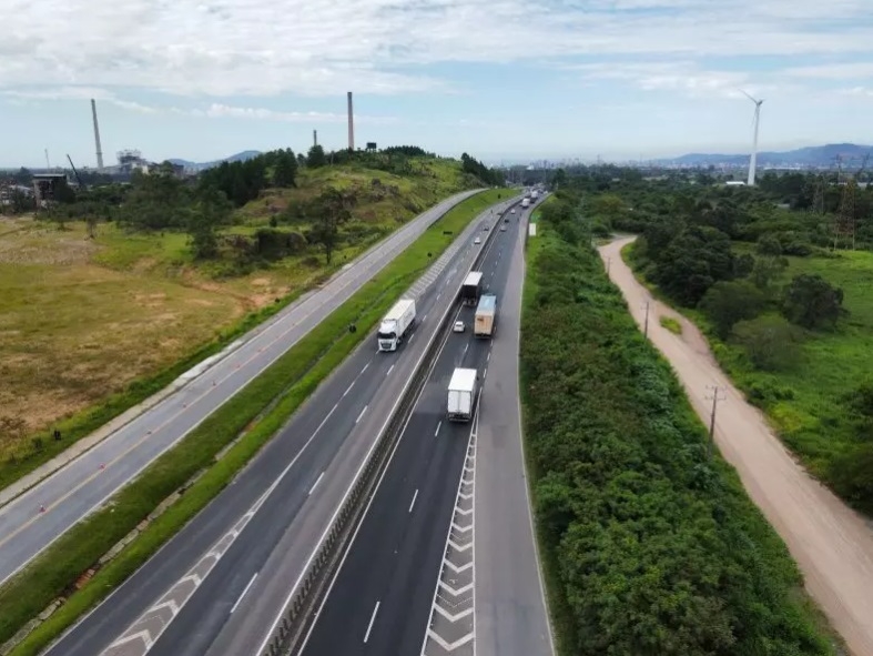 Na sequência, na nona colocação, vem a mesma BR-101, em SC, mas no trecho entre o km 190 e o km 200, com 249 acidentes e três mortes. Reprodução: Flipar