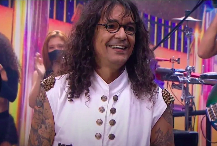 Nos anos 1980, o Axé Music, liderado por artistas como Luiz Caldas, foi determinante para fazer do Carnaval de Salvador o que ele é até os dias de hoje.  Reprodução: Flipar